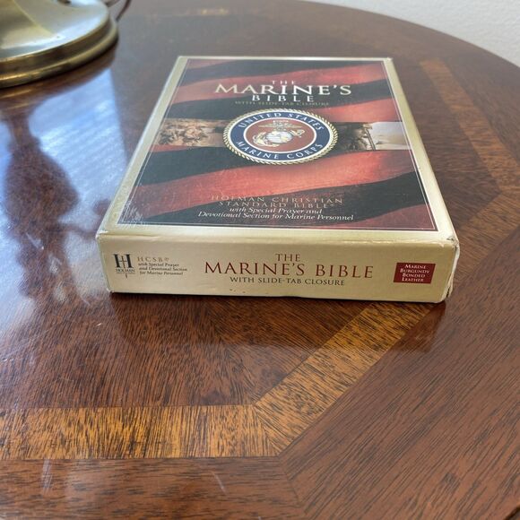 HCSB MARINE'S BIBLE By Holman Bible Staff With Slide Tab Closure (see Photos) - Picture 4 of 13